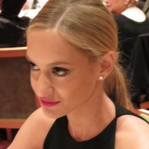 Meet your Posher, Elyse